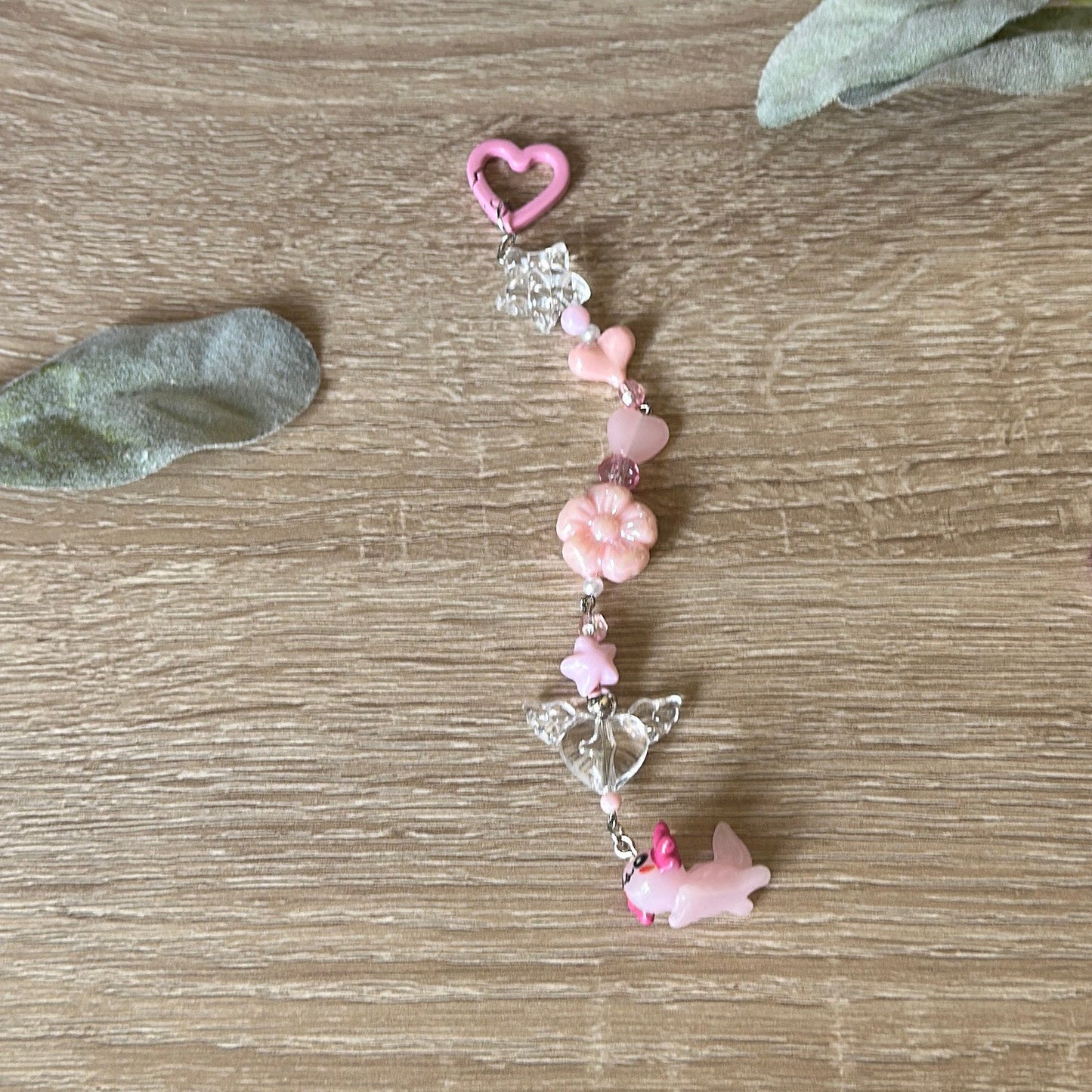 Kawaii Axolotl Keychain Handmade Beaded Charm with Pastel Beads Durable Metal Clasp Perfect for Keys Purse or Backpack