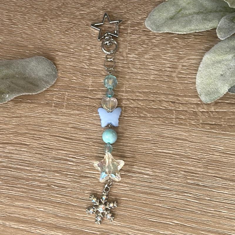 Snowflake Beaded Keychain with Star and Snowflake Charms for Festive Accessory