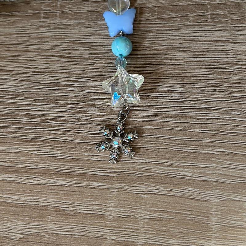 Snowflake Beaded Keychain with Star and Snowflake Charms for Festive Accessory